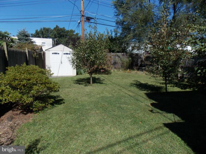 12118 Medford Road Philadelphia, PA 19154 - Photo 15 of 17