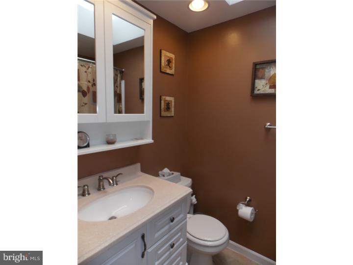 12118 Medford Road Philadelphia, PA 19154 - Photo 9 of 17