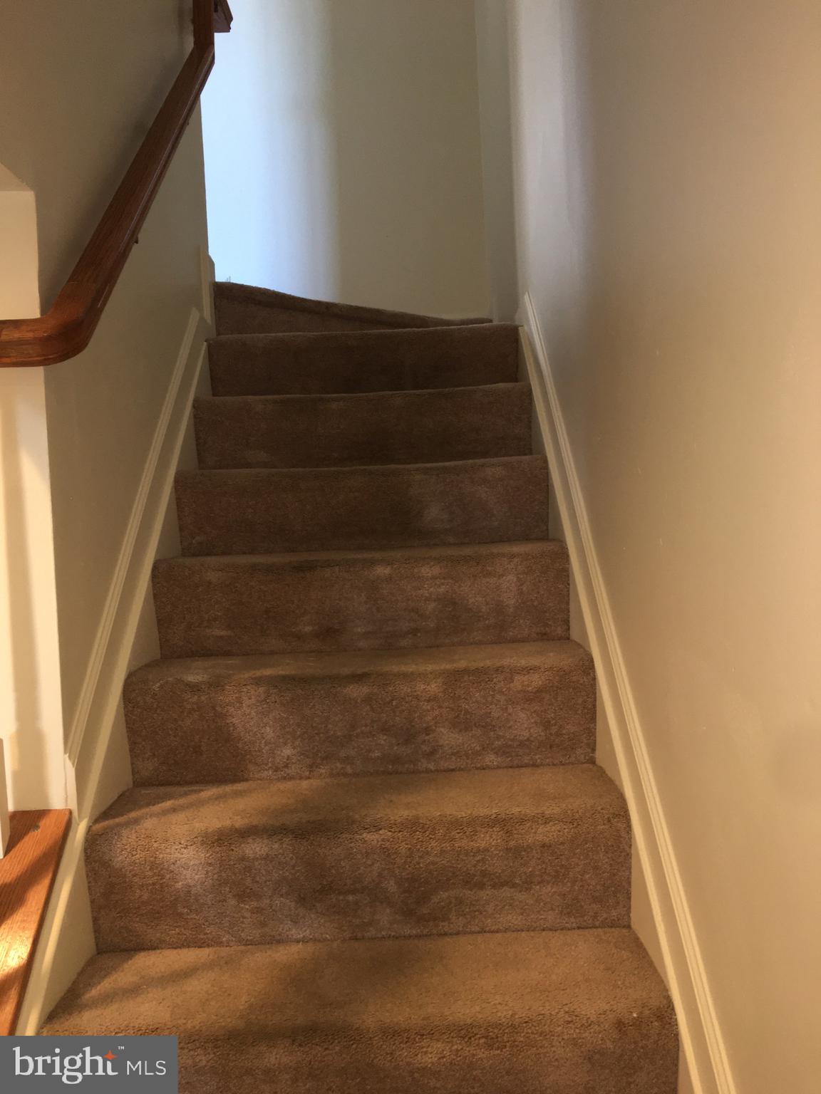 610 Pendleton Lane Strasburg, VA 22657 - Photo 10 of 30 a view of entryway