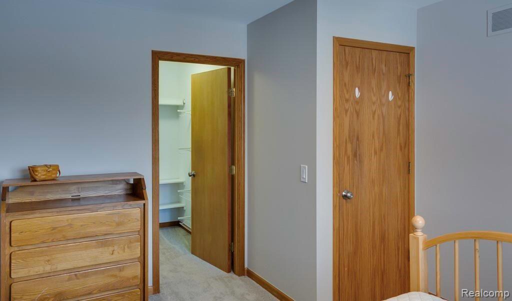 23057 Rochelle Street Macomb, MI 48042 - Photo 18 of 24 JTP-20190203-0014-ENF - Reduced.JPG