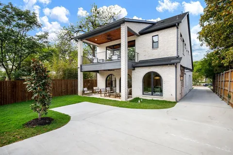 $2,275,000 | 6162 Prospect Avenue, Dallas, TX 75214