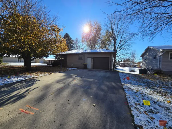$104,000 | 110 Dorothy Street, Fairmont, MN 56031