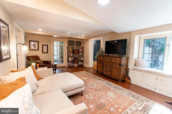 $1,350,000 | 114 West Chestnut Street, St. Michaels, MD 21663