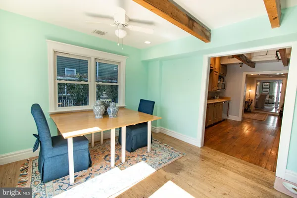 a picture of floor plan