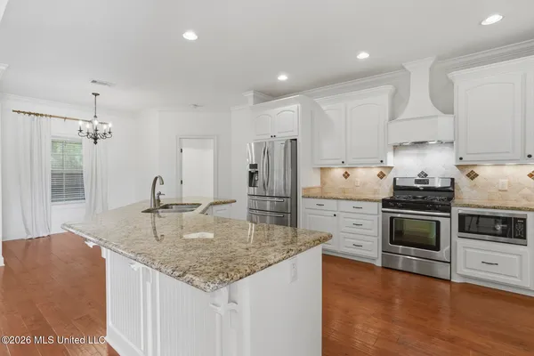 $325,000 | 303 Siltstone Ridge, Brandon, MS 39047