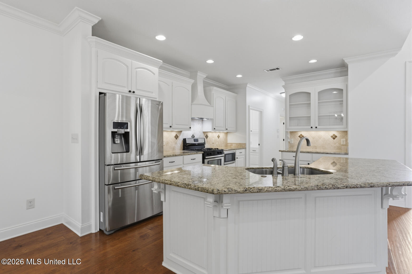 303 Siltstone Ridge Brandon, MS 39047 - Photo 20 of 37 View from Breakfast/Keeping Room