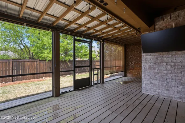 $325,000 | 303 Siltstone Ridge, Brandon, MS 39047