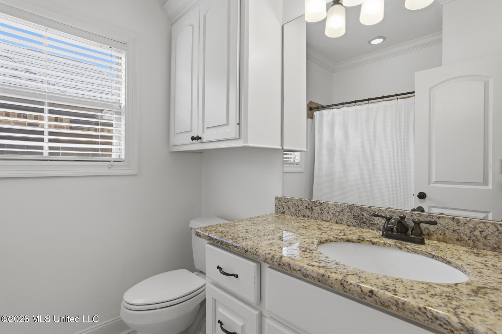 303 Siltstone Ridge Brandon, MS 39047 - Photo 31 of 37 Ba 2 with Great sized Granite Vanity