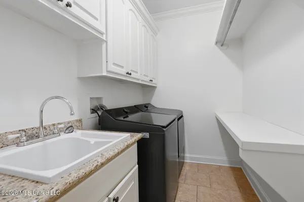 $325,000 | 303 Siltstone Ridge, Brandon, MS 39047