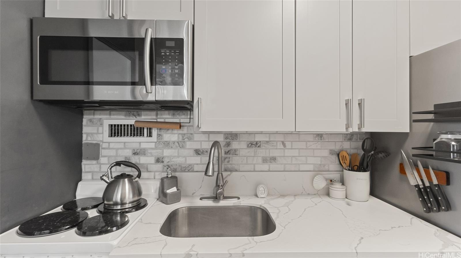 1720 Ala Moana Boulevard, Unit 803B Honolulu, HI 96815 - Photo 7 of 18