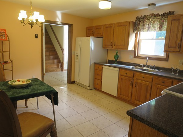 21 Woodridge Road Monson, MA 01057 - Photo 4 of 25 Gallery Image 4