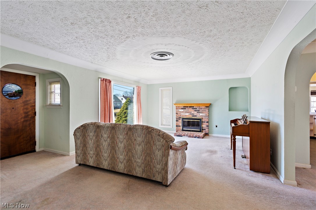 1643 Riverside Drive Akron, OH 44310 - Photo 11 of 32 Gallery Image 11