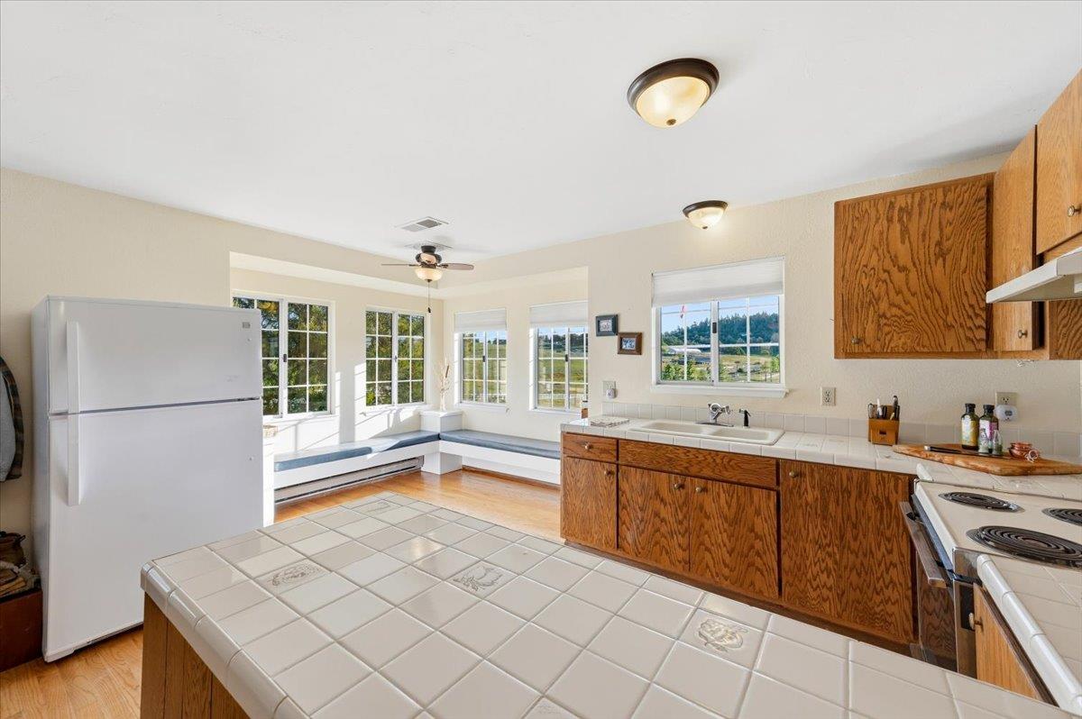 20601 John Born Road Penn Valley, CA 95946 - Photo 15 of 52