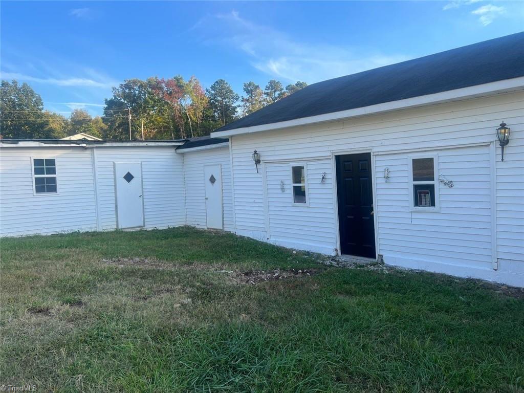 1662 Slade Road Blanch, NC 27212 - Photo 3 of 27 Gallery Image 3