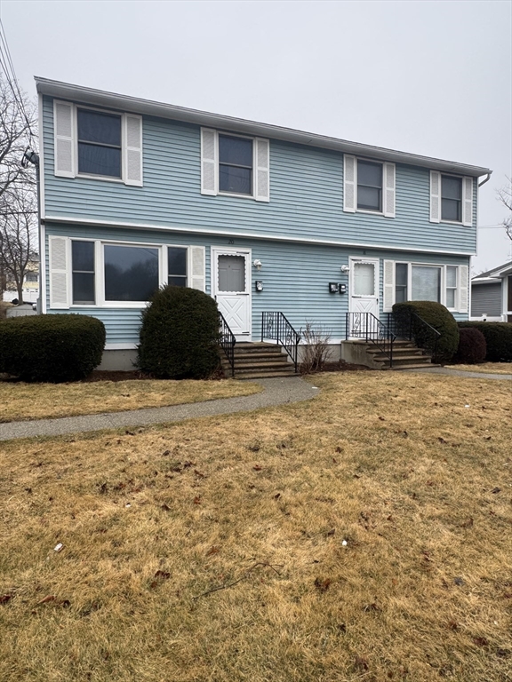 18 Armory Road, Unit 1 Southbridge, MA 01550 - Photo 2 of 11