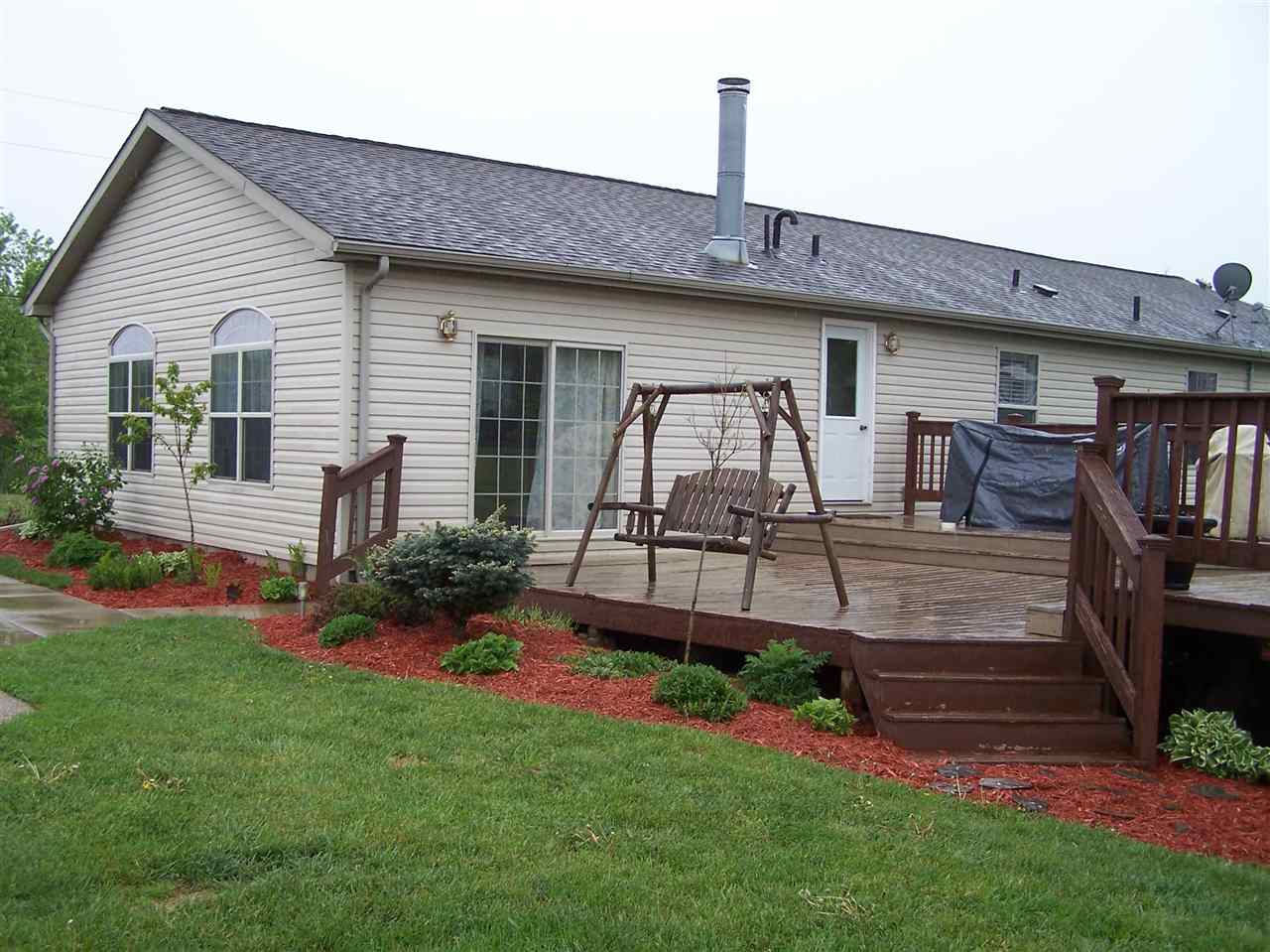 1835 East Rock Road Clare, MI 48617 - Photo 5 of 28 1832510-4.JPG