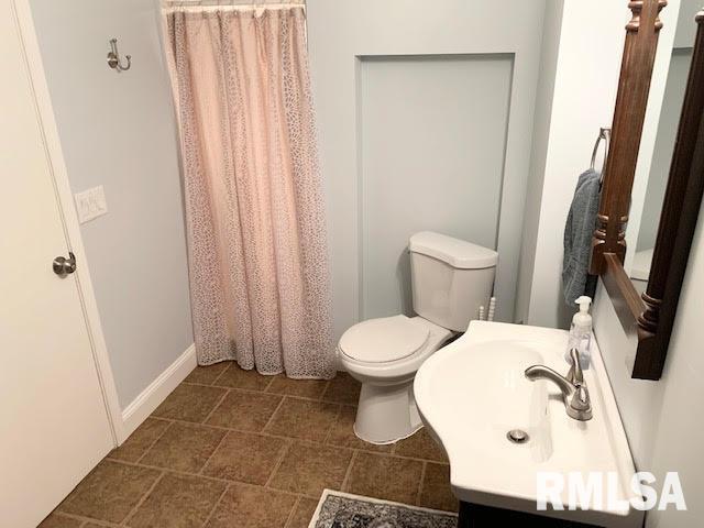535 Waverly Road Davenport, IA 52804 - Photo 22 of 31 Gallery Image 22