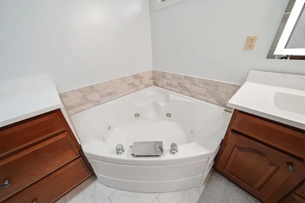 $630,000 | 5299 Rives Junction Road, Jackson, MI 49201
