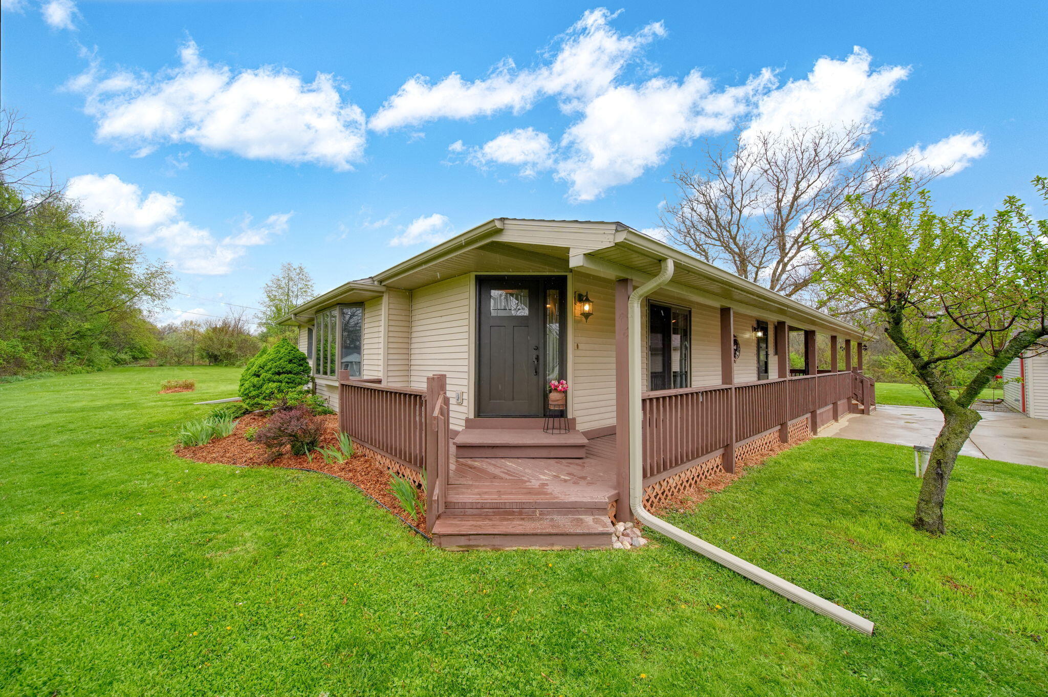 5299 Rives Junction Road Jackson, MI 49201 - Photo 4 of 51 4