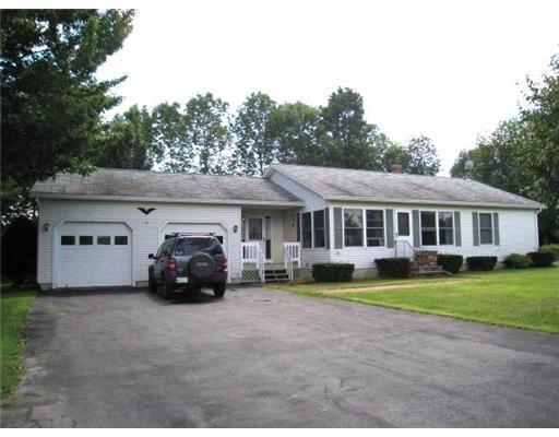 45 Field Road Sidney, ME 04330 - Photo 1 of 21 Exterior Front.