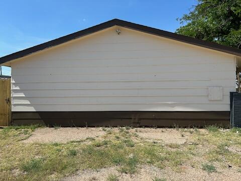 1102 42nd Street Lubbock, TX 79412 - Photo 3 of 16 a view of outdoor space
