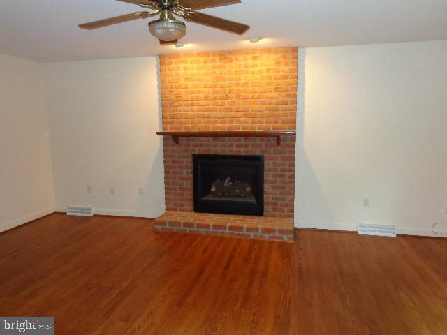 173 Stanford Road Hagerstown, MD 21742 - Photo 4 of 21 Living room