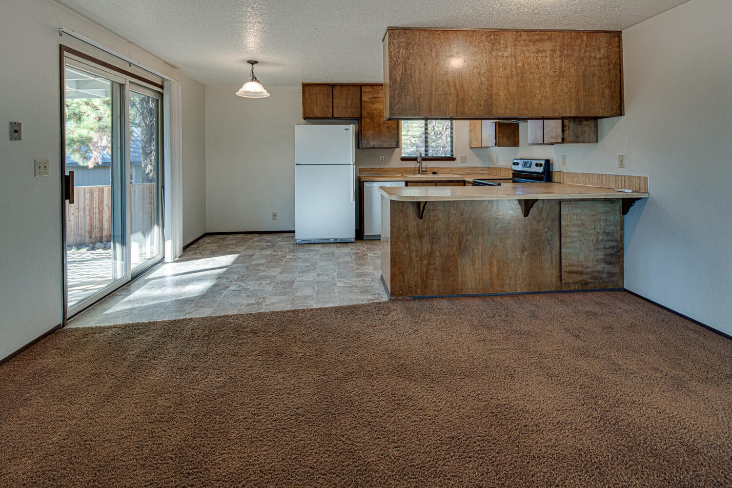 19610 Apache Road Bend, OR 97702 - Photo 6 of 27 19610-084