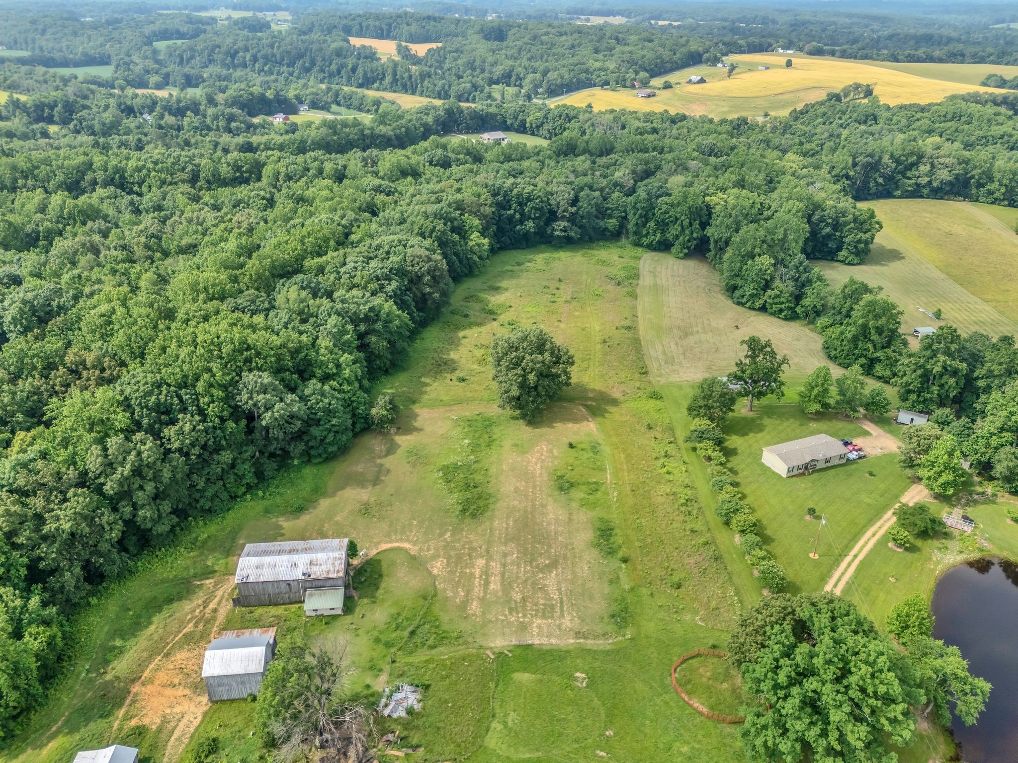 1804 Highway 52 Portland, TN 37148 - Photo 15 of 40