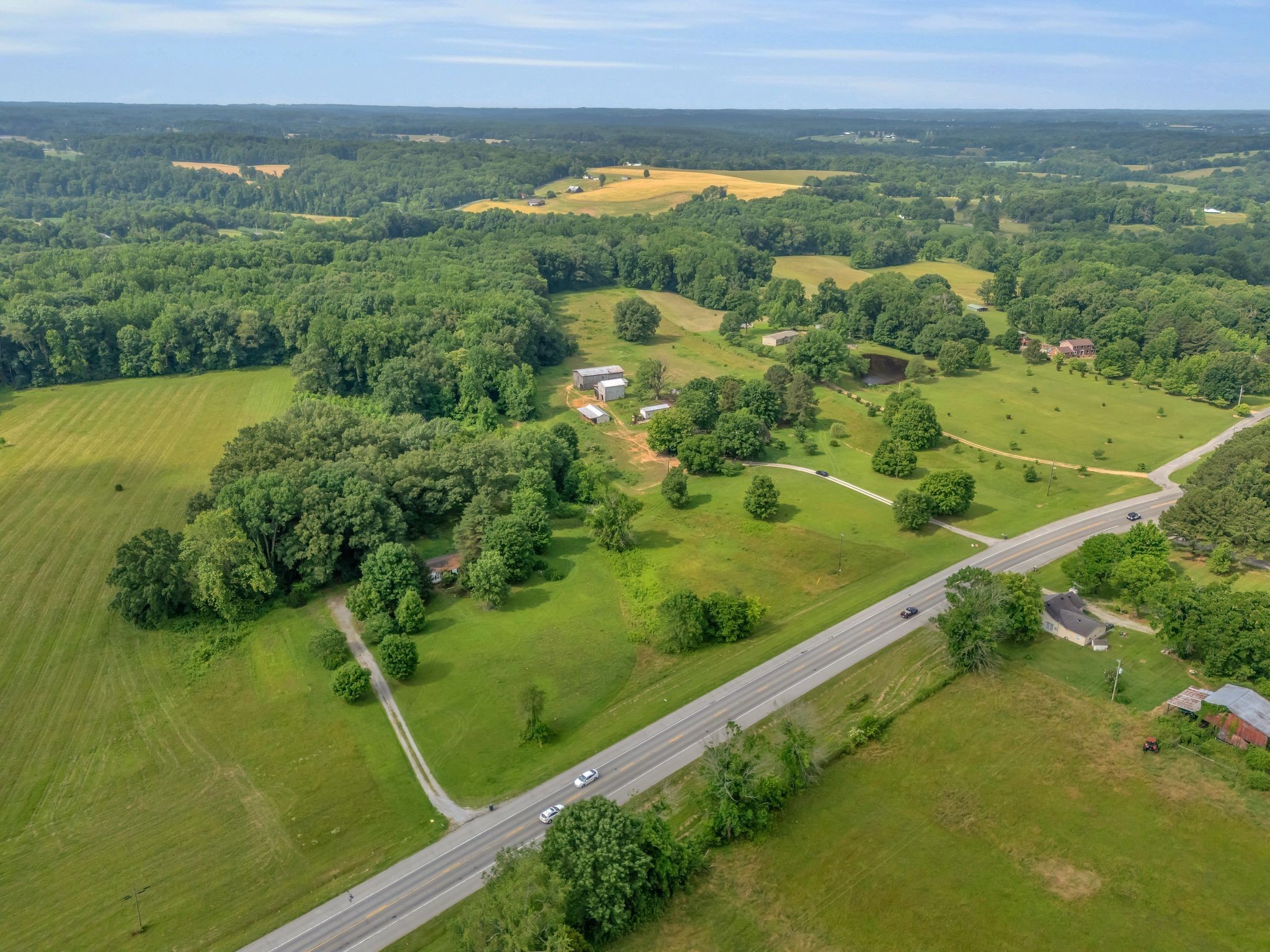 1804 Highway 52 Portland, TN 37148 - Photo 6 of 40