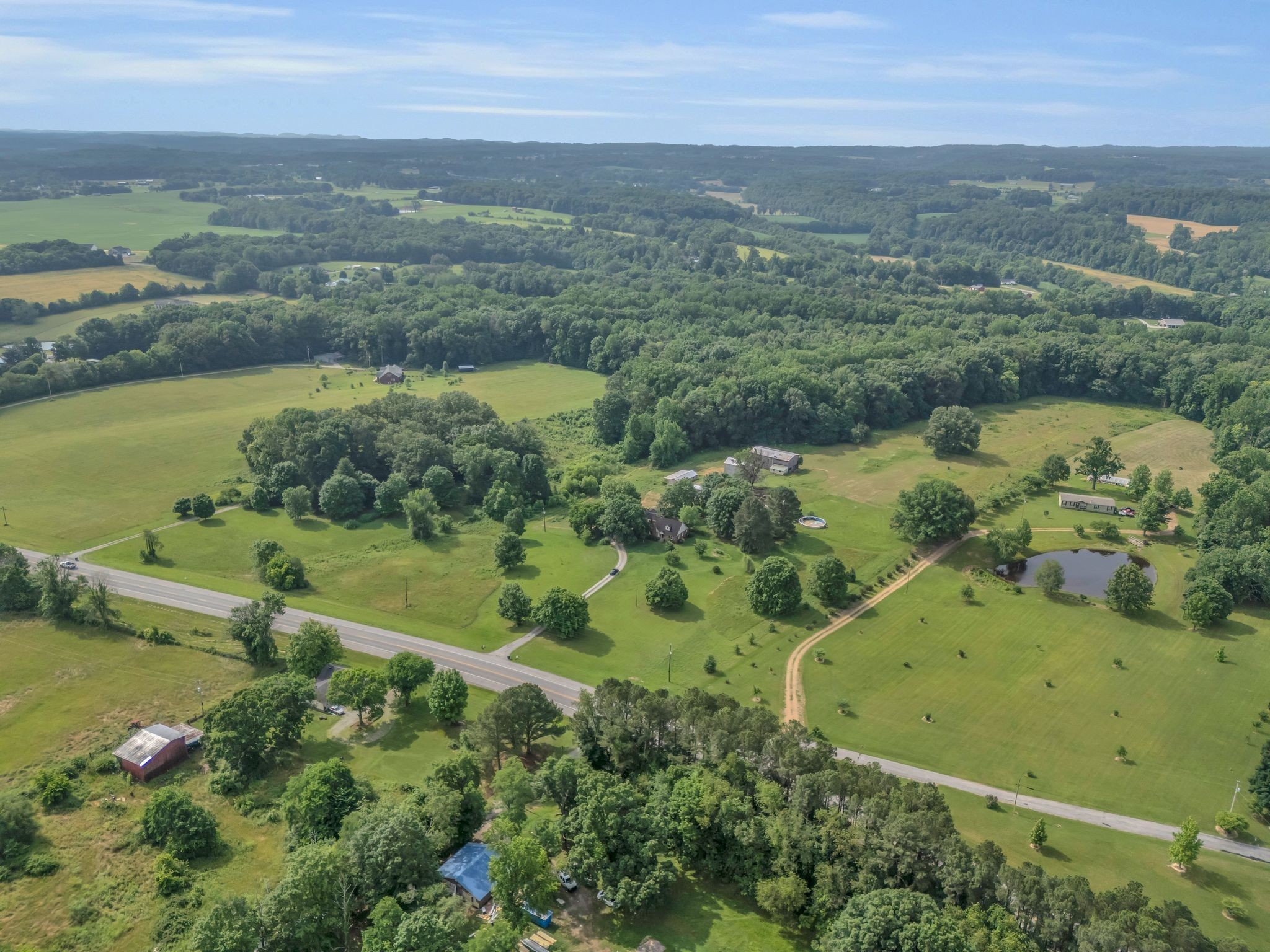 1804 Highway 52 Portland, TN 37148 - Photo 7 of 40