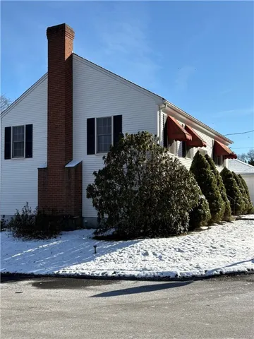 $449,900 | 2 Valley Street, Lincoln, RI 02838