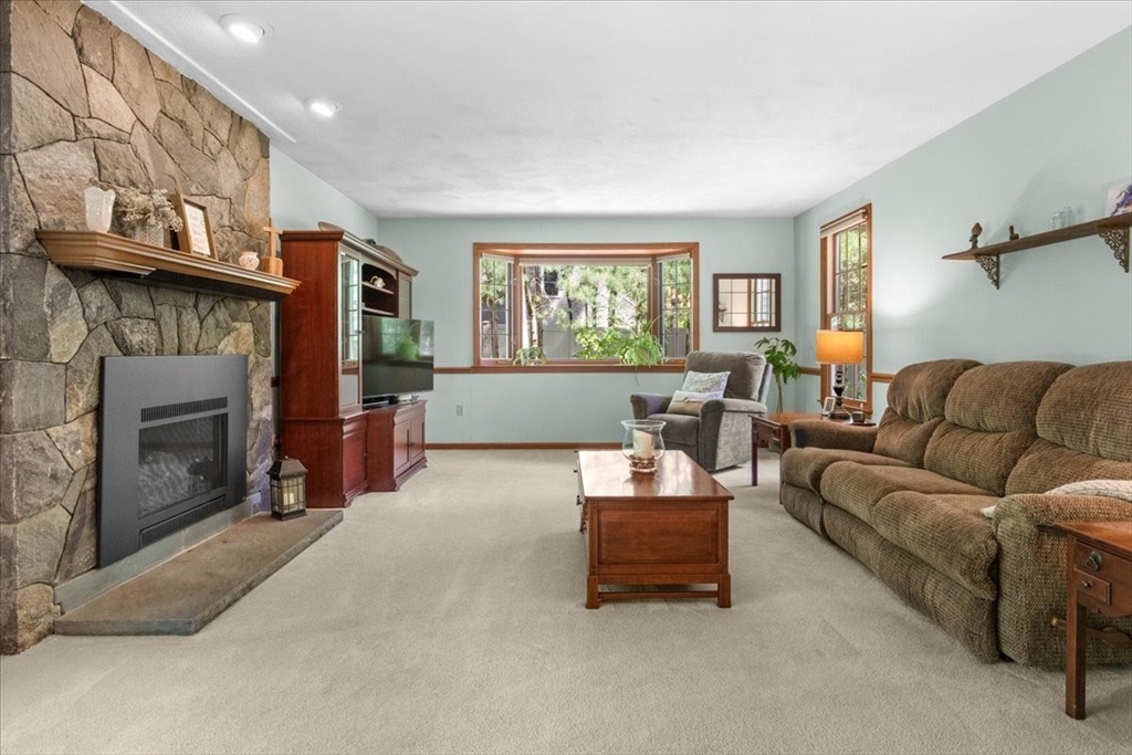 16 Covey Road Walpole, MA 02081 - Photo 17 of 42 Gallery Image 17