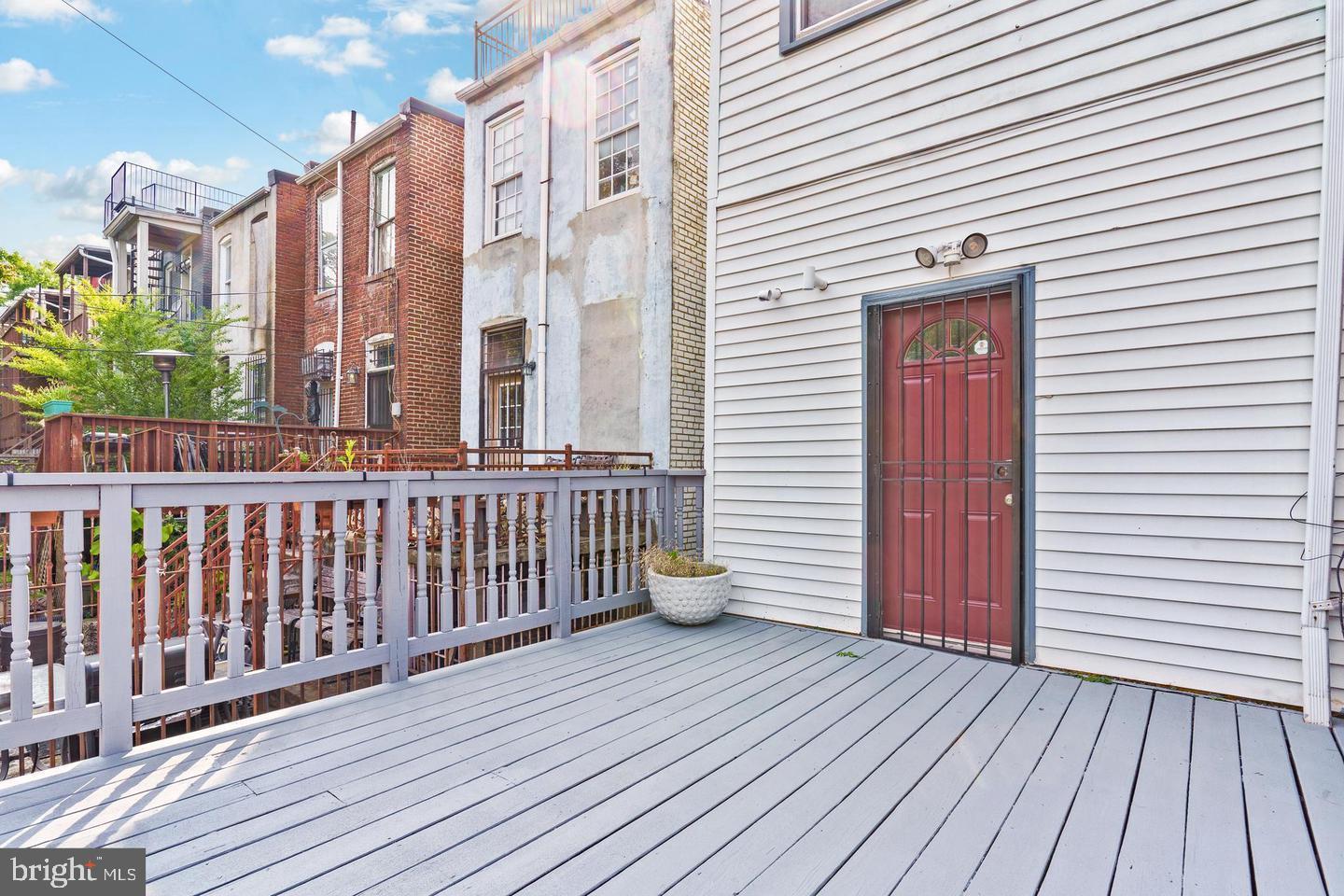 38 Rhode Island Avenue Northeast Washington, DC 20002 - Photo 25 of 42
