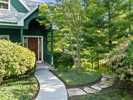 $1,545,000 | 765 Brickley Court, Fontana, WI 53125