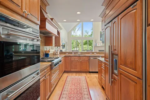 $1,545,000 | 765 Brickley Court, Fontana, WI 53125