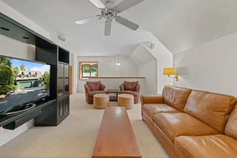 $1,545,000 | 765 Brickley Court, Fontana, WI 53125