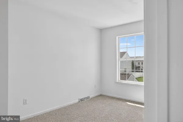 $279,900 | 376 Paradee Drive, Dover, DE 19904