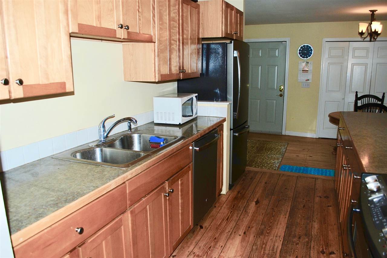 923 E Road Waitsfield, VT 05673 - Photo 16 of 37