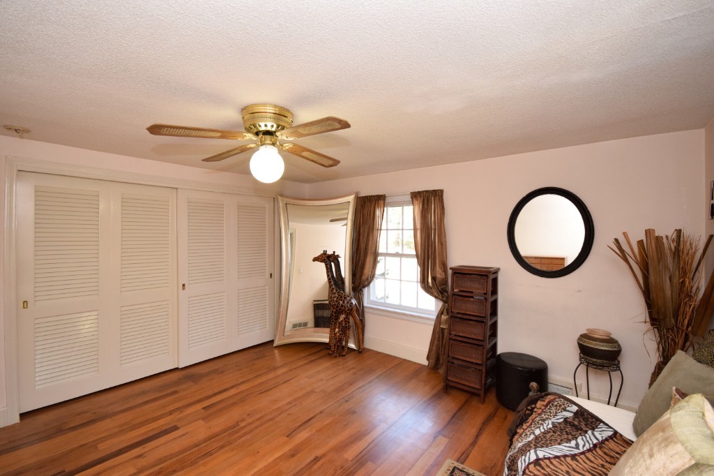 464 Springfield Street Wilbraham, MA 01095 - Photo 13 of 30