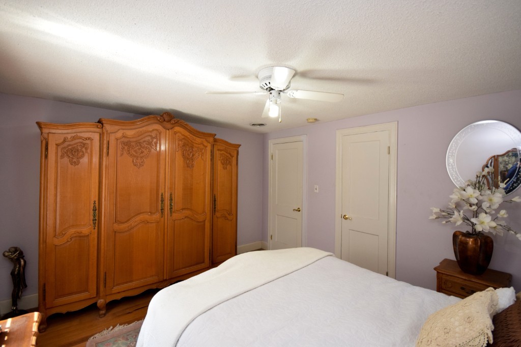 464 Springfield Street Wilbraham, MA 01095 - Photo 15 of 30