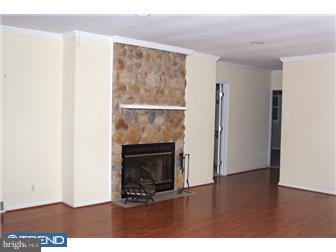 1043 Eagle Road Huntingdon Valley, PA 19006 - Photo 3 of 6 Living Room