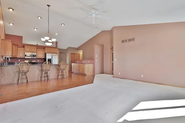 $375,000 | 13441 Pine View Place, Lindstrom, MN 55045