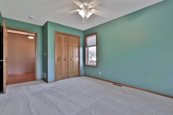 $375,000 | 13441 Pine View Place, Lindstrom, MN 55045