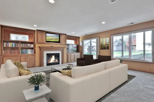 $375,000 | 13441 Pine View Place, Lindstrom, MN 55045