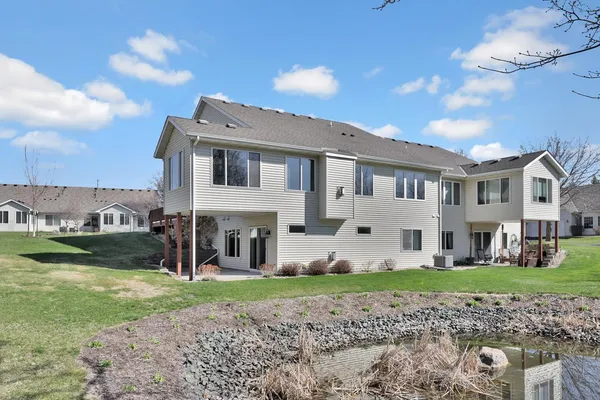 $375,000 | 13441 Pine View Place, Lindstrom, MN 55045