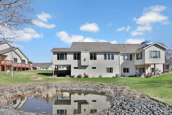 $375,000 | 13441 Pine View Place, Lindstrom, MN 55045