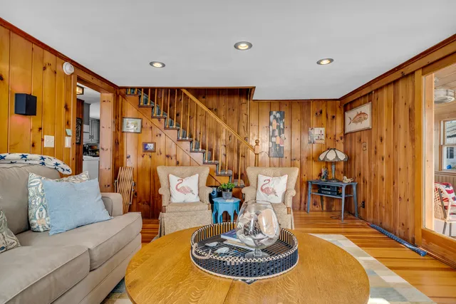 $3,000 | 32 Bassett Lane, Madison, CT 06443