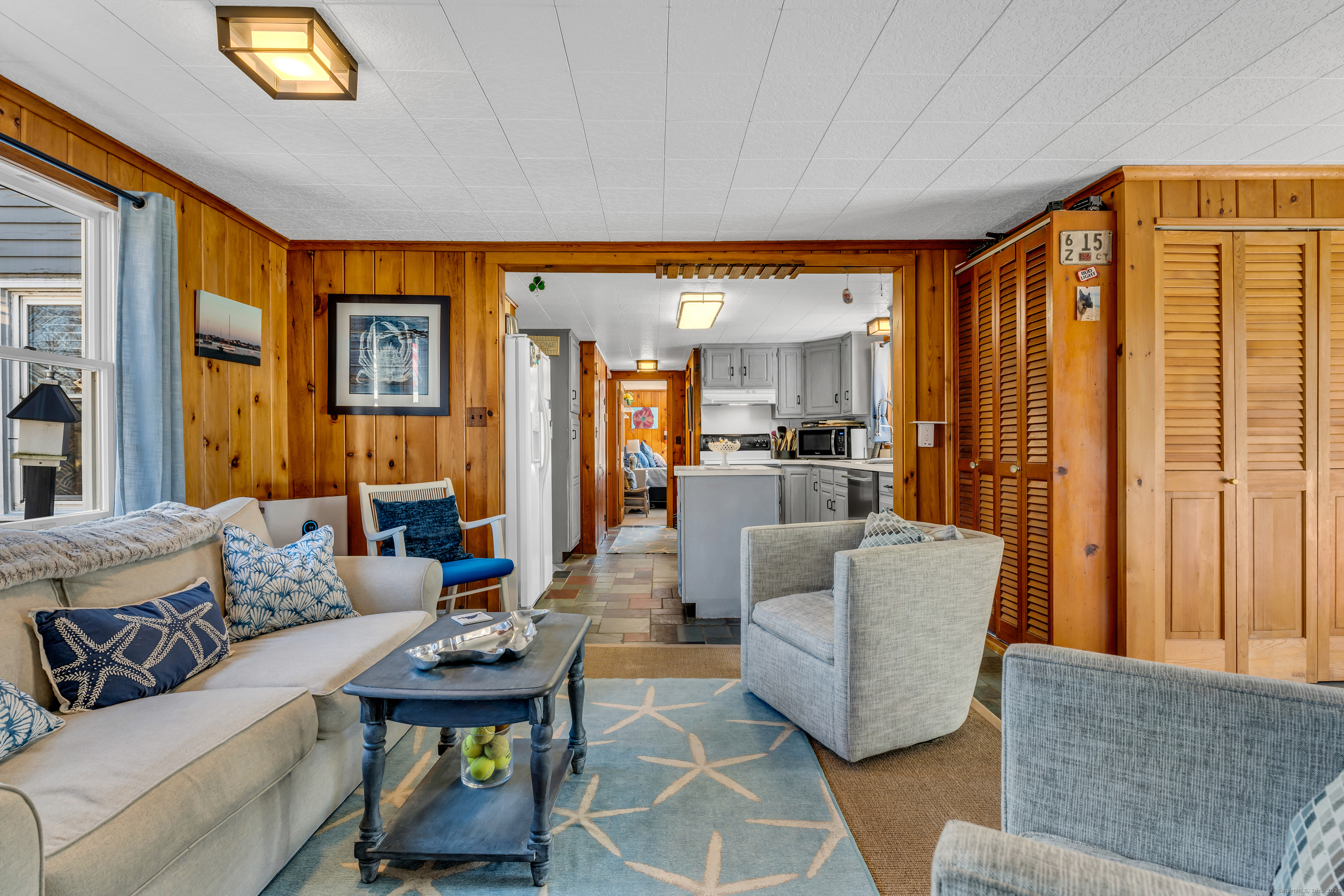 32 Bassett Lane Madison, CT 06443 - Photo 7 of 39