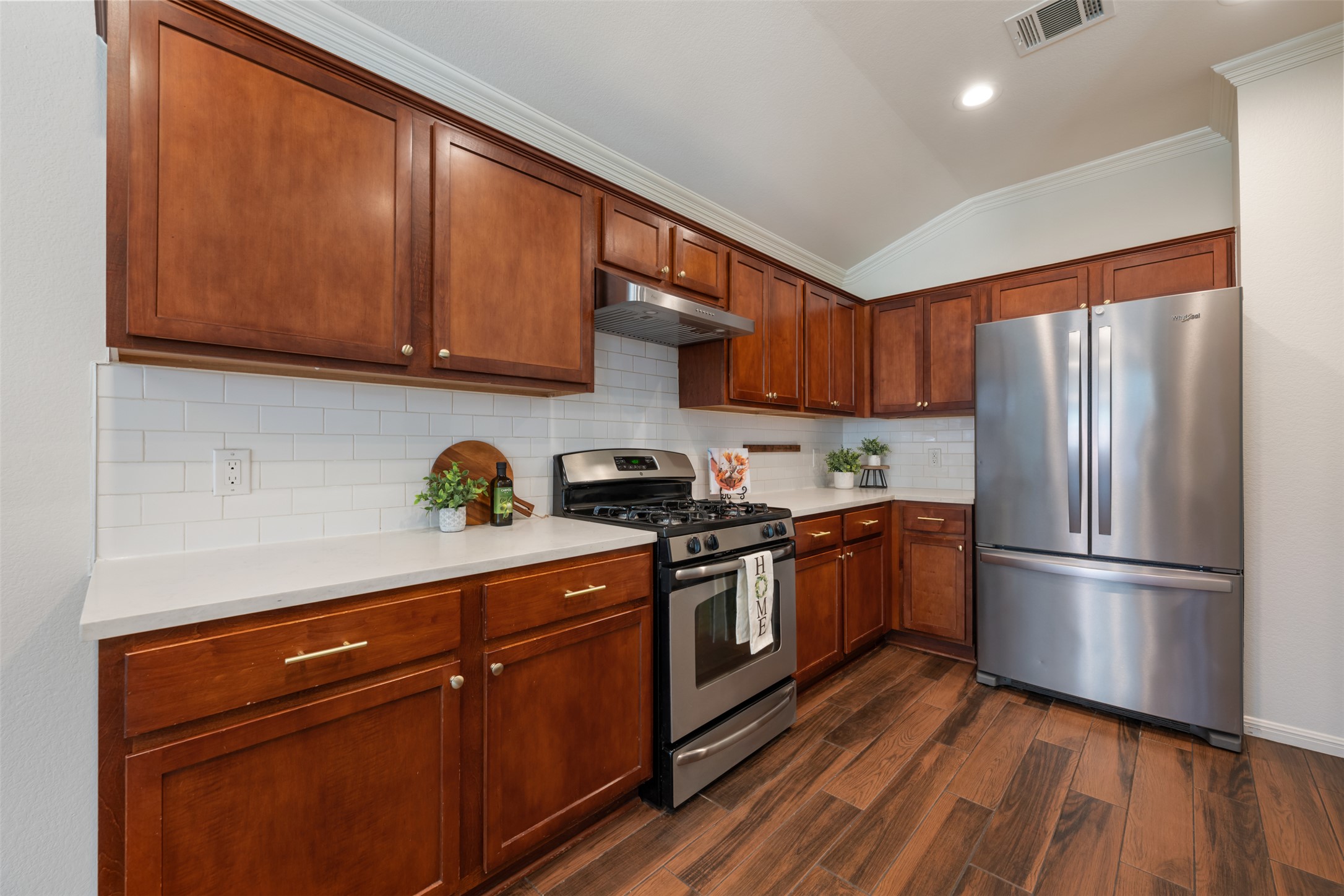 1916 Shaker Trail Austin, TX 78754 - Photo 5 of 16