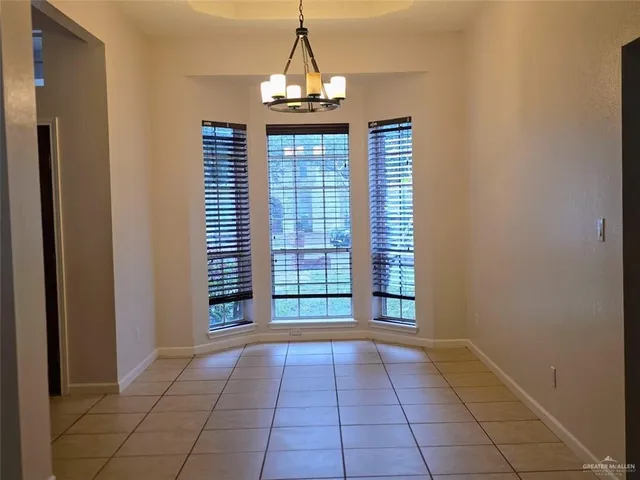 $2,700 | 101 East Warbler Avenue, McAllen, TX 78504